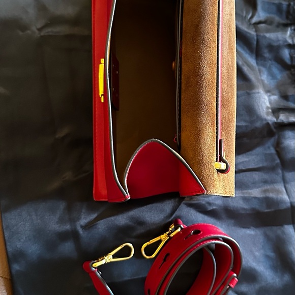 Fendi Kan U Medium Shoulder Bag Red Calfskin Leather  Gold Chain & Leather Strap - Picture 7 of 11